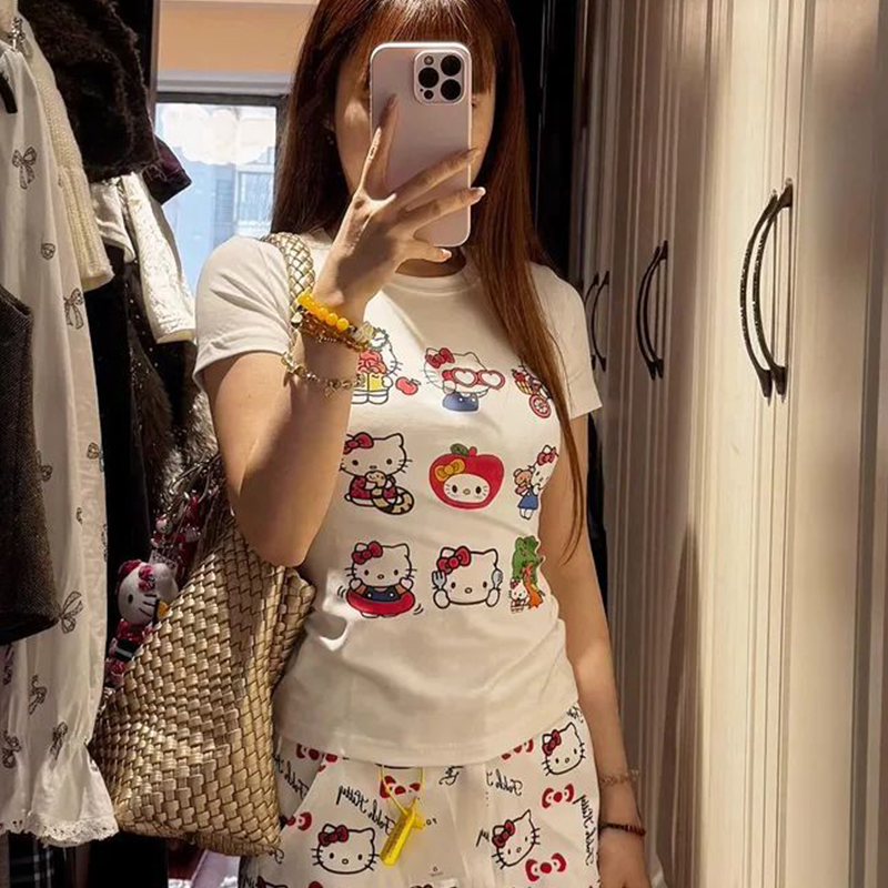 Cartoon Hello Kitty Summer Sho - Women'S Fashion From The 60S のレビューと価格