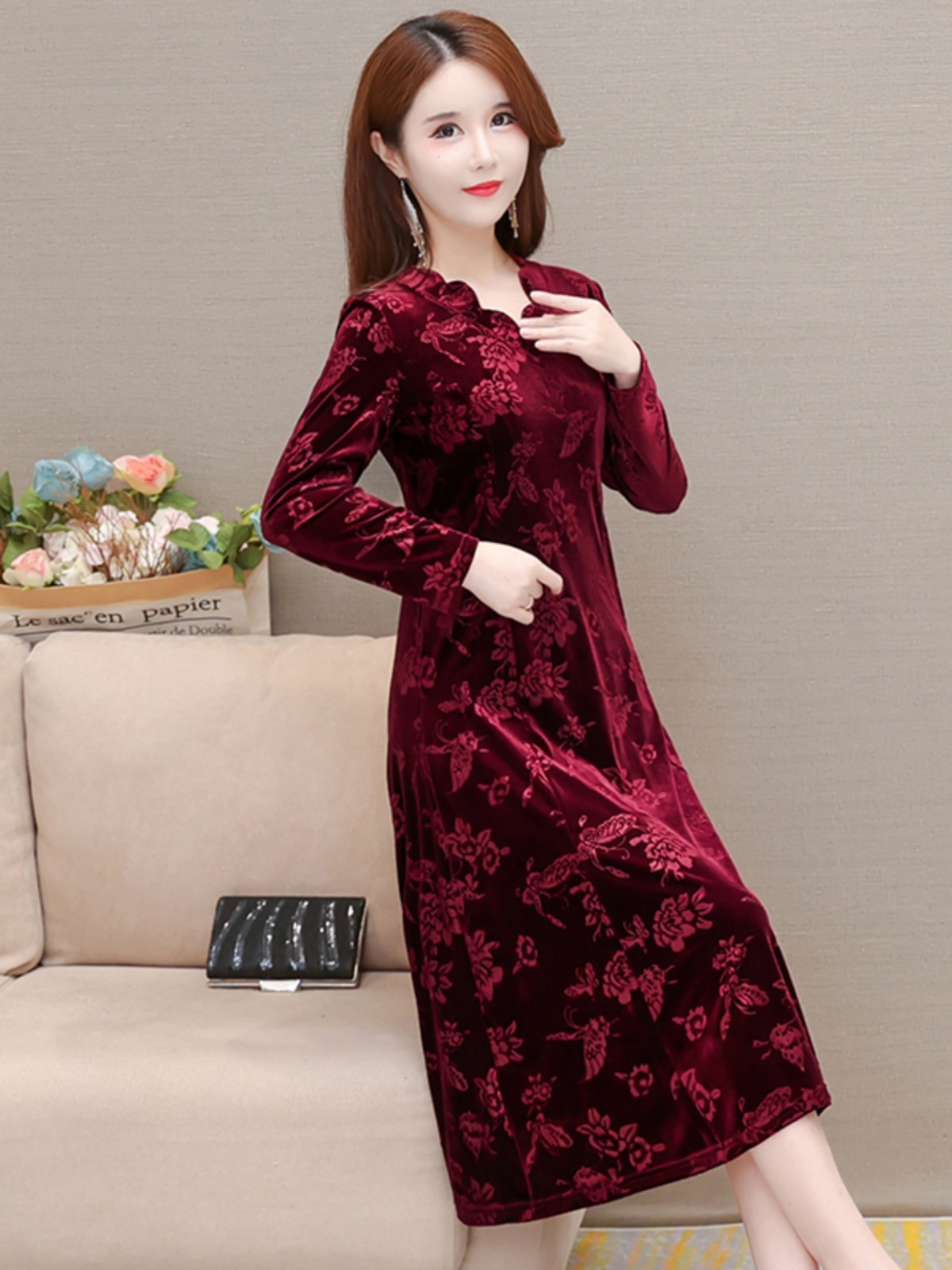 Elegant Velvet Dress V-Neck Mi - Women Fashion Over 60 のレビューと価格